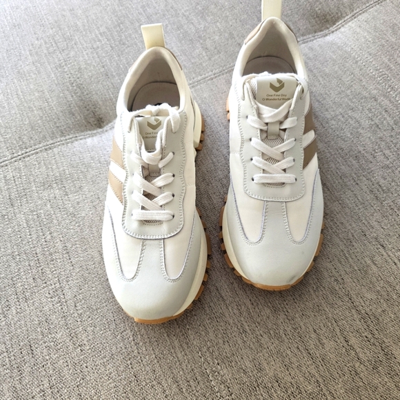 One Fine Day Beige and Ivory Sneakers Sz Eu 42 / US 11 - Picture 1 of 15